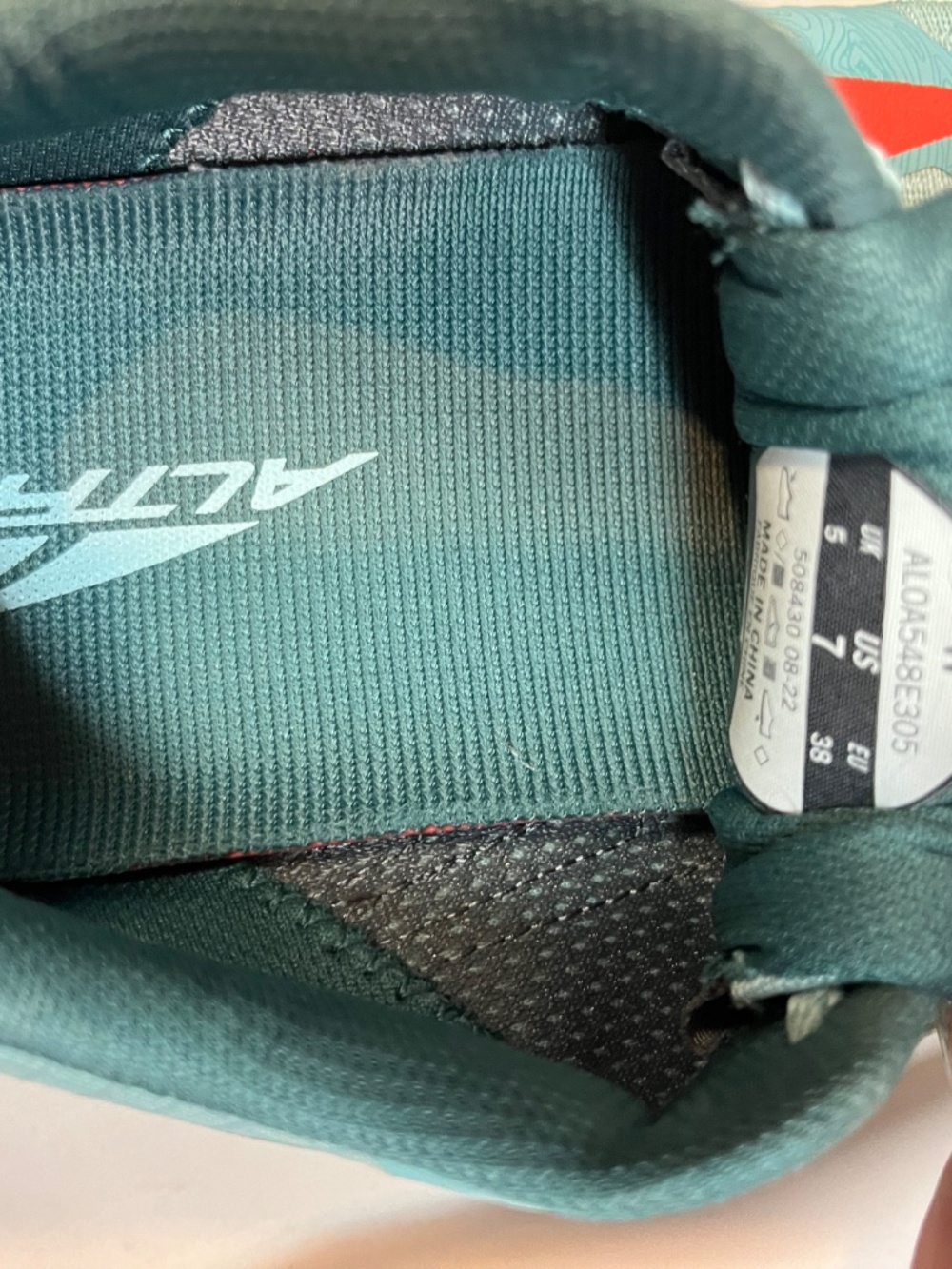 Altra Shoes - Picture 3 of 6